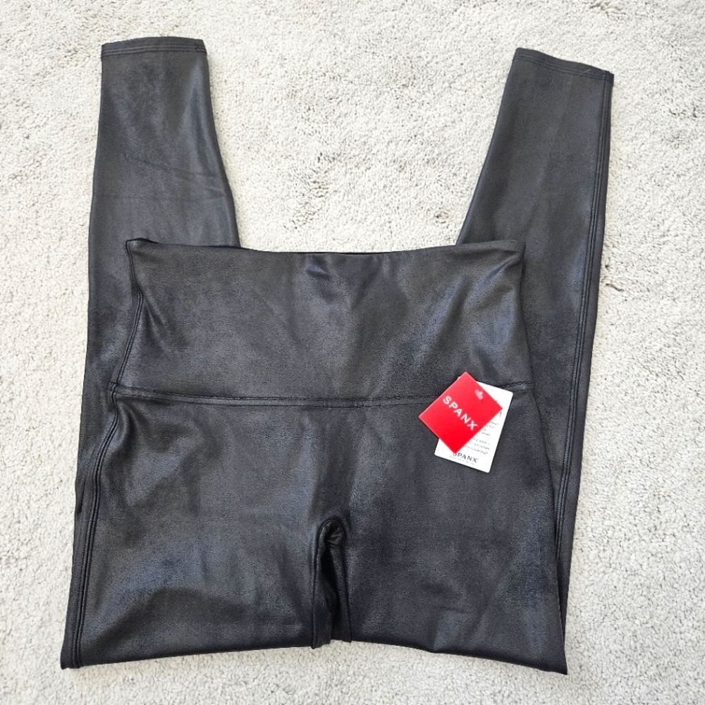 NWT Spanx Matte Black Faux Leather Stretch Leggings 2437 Women XL Classic